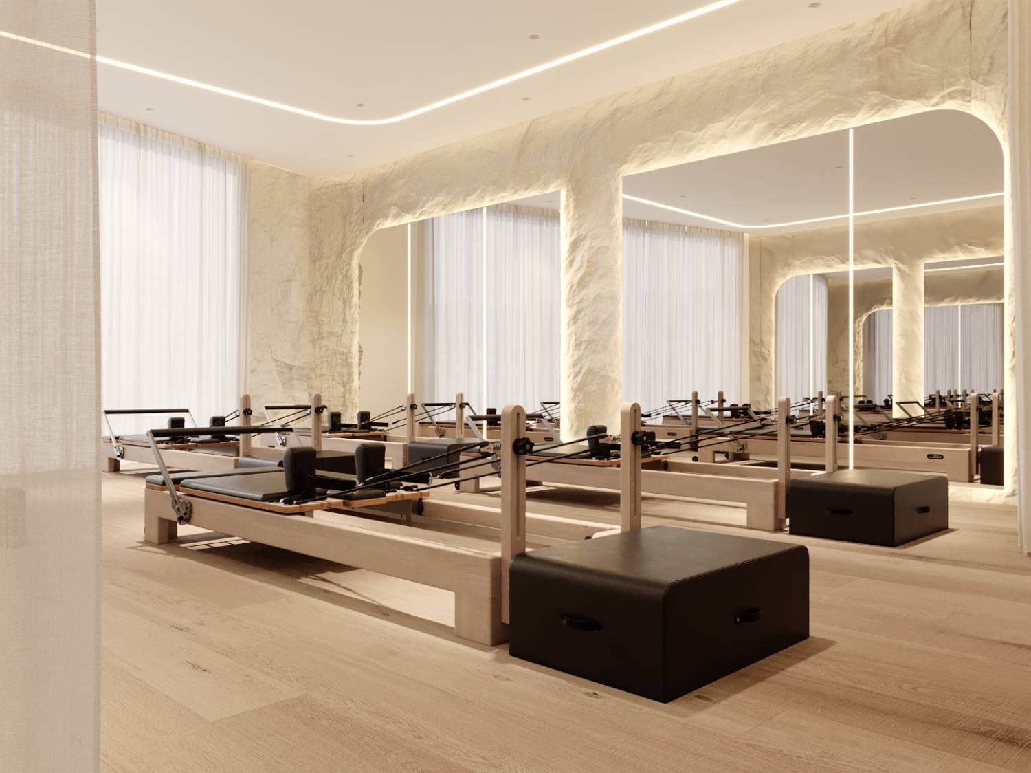 Clase Reformer cu
Antrenor în Sală